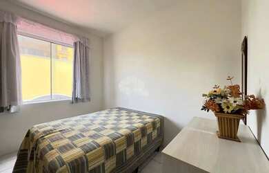 Imagem 7: Apartamento mobiliado, 02 quartos/dormitórios, sacada com vista Mar,...