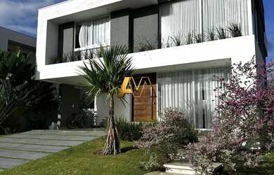 Imagem: A casa em condomínio possui 3 Dormitórios, 4 Banheiros, 2