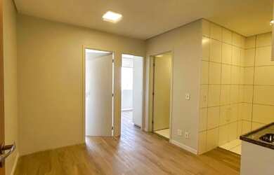 Imagem: O apartamento possui 2 Dormitórios, 1 Banheiro, 32m² de Área