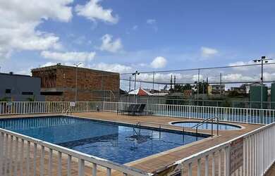 Imagem: O apartamento possui 1 Vaga na garagem e está localizado em