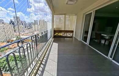 Imagem: O apartamento possui 3 Dormitórios, 4 Banheiros, 3 Vagas na