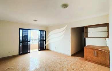 Imagem: O apartamento possui 3 Dormitórios, 3 Banheiros, 2 Vagas na