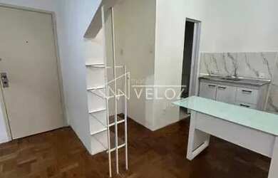 Imagem: O apartamento possui 2 Dormitórios, 1 Banheiro, 43m² de Área