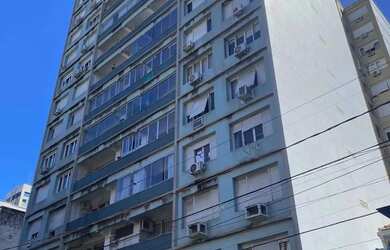 Imagem: Vista panorâmica cinematográfica de 180 graus para a cidade