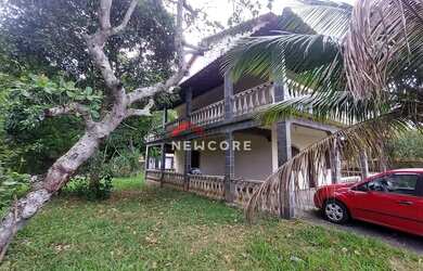 Imagem: A casa possui 5 Dormitórios, 4 Banheiros, 5 Vagas na garagem