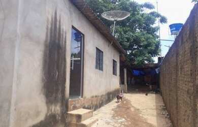 Imagem: A casa possui 2 Dormitórios, 2 Banheiros, 100m² de Área e