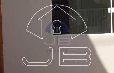 Imagem: A casa possui 2 Dormitórios, 2 Banheiros, 2 Vagas na garagem