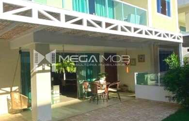 Imagem: A casa possui 4 Dormitórios, 4 Banheiros, 2 Vagas na garagem