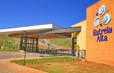 Imagem: O terreno possui 316m² de Área e está localizado em Salvaterra