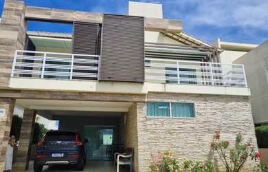 Imagem: A casa em condomínio possui 4 Dormitórios, 4 Banheiros, 4