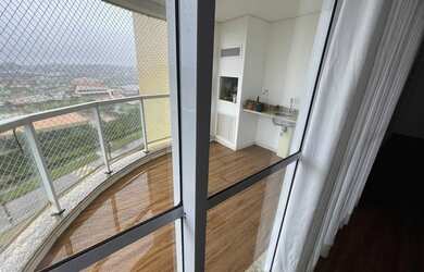 Imagem: O apartamento possui 4 Dormitórios, 3 Banheiros, 3 Vagas na