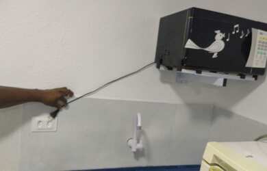 Imagem 3: FLAT ao lado da UFPE Em frente ao departamento de FARMÁCIA UFPE