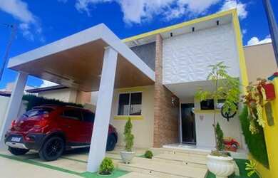 Imagem: A casa em condomínio possui 3 Dormitórios, 3 Banheiros, 2