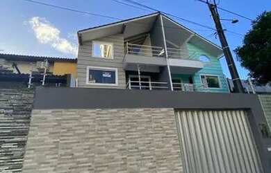 Imagem: A casa possui 3 Dormitórios, 1 Banheiro, 4 Vagas na garagem