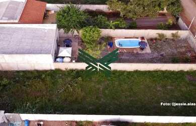 Imagem: A casa em condomínio possui 2 Dormitórios, 2 Banheiros, 4