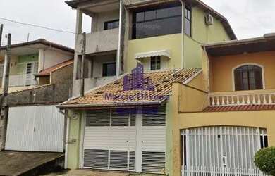 Imagem: A casa possui 2 Dormitórios, 2 Banheiros, 1 Vaga na garagem