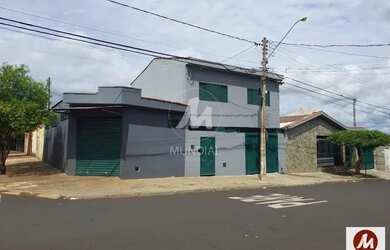 Imagem: O depósito possui 2 Vagas na garagem, 315m² de Área e está