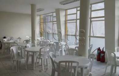 Imagem: O depósito possui 3240m² de Área e está localizado em Centro