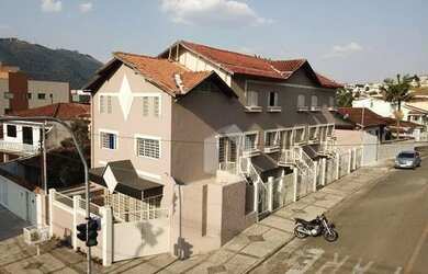 Imagem: O apartamento possui 1 Dormitório, 1 Banheiro, 60m² de Área