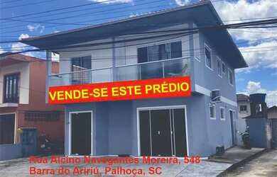 Imagem: O apartamento possui 4 Dormitórios, 3 Banheiros, 200m² de