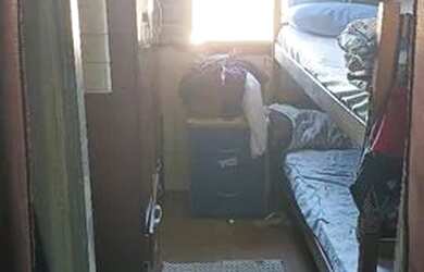 Imagem: A casa possui 2 Dormitórios, 1 Banheiro e está localizado