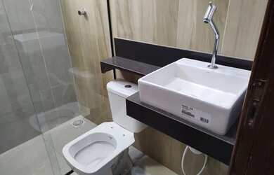 Imagem: A casa à venda possui 2 Dormitórios, 3 Banheiros e 150m²