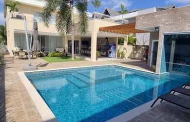 Imagem 1: Casa em condomínio com 4 suítes e 620m² à venda por R$ 5.500.000