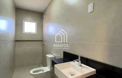 Imagem 12: Sobrado à Venda no Bairro Órfãs, com 3 quartos (1suíte), 2 vagas