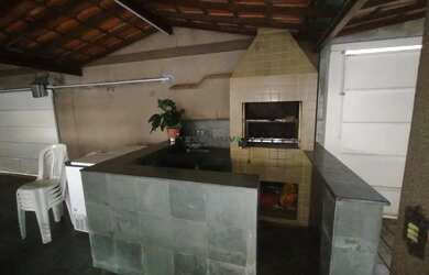 Imagem 4: CASA NO GLORIA. Churrasqueira, Área de serviço, 250m² de Áreae4 Vagas...