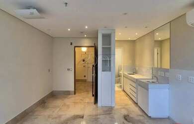 Imagem: O depósito possui 1 Vaga na garagem e 29m² de Área e está