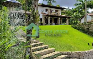 Imagem: A casa em condomínio possui 5 Dormitórios, 1 Banheiro, 5 Vagas