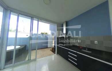 Imagem 5: Casa em condomínio fechado, com excelente localização, próximo a supermercados...