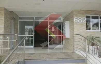 Imagem: O apartamento possui 2 Dormitórios, 1 Banheiro, 2 Vagas na