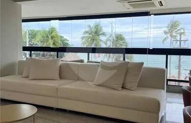 Imagem: O apartamento possui 5 Dormitórios, 5 Banheiros, 3 Vagas na