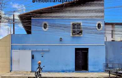 Imagem: A casa possui 2 Dormitórios, 1 Banheiro, 30m² de Área e