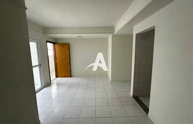 Imagem: O apartamento possui 2 Dormitórios, 1 Banheiro, 2 Vagas na