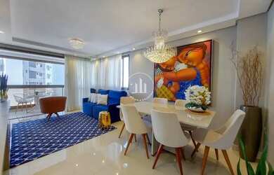 Imagem: O apartamento possui 3 Dormitórios, 3 Banheiros, 2 Vagas na