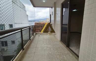 Imagem: O apartamento possui 3 Dormitórios, 1 Banheiro, 2 Vagas na