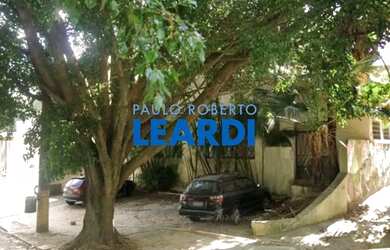 Imagem: O depósito possui 5 Vagas na garagem, 607m² de Área e está