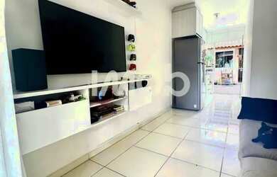 Imagem: A casa possui 2 Dormitórios, 2 Banheiros, 150m² de Área