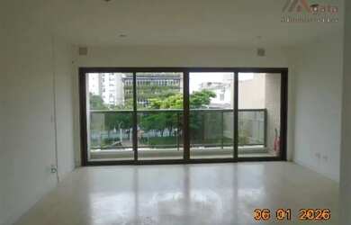 Imagem: O depósito possui 1 Vaga na garagem e 41m² de Área e está