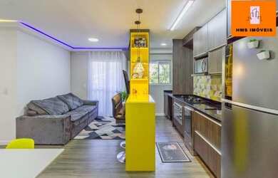 Imagem: O apartamento possui 3 Dormitórios, 1 Banheiro, 1 Vaga na garagem