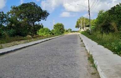 Imagem: O terreno possui 468m² de Área e está localizado em Portal