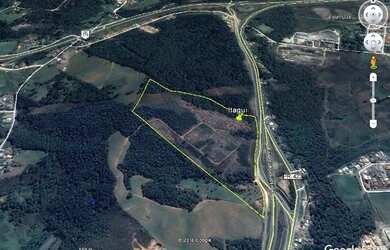 Imagem: O terreno possui 111.227m² de Área, Imóvel novo e está