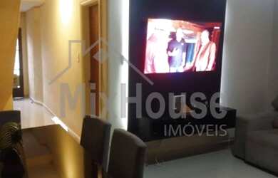 Imagem: A casa possui 3 Dormitórios, 2 Banheiros, 3 Vagas na garagem