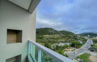 Imagem: O apartamento possui 2 Dormitórios, 2 Banheiros, 2 Vagas na