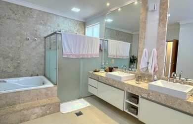 Imagem 15: Casa de condomínio sobrado com 405 metros quadrados com 4 suítes no...