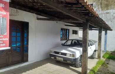 Imagem: A casa possui 2 Dormitórios, 2 Banheiros, 1 Vaga na garagem