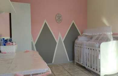 Imagem: A casa possui 5 Dormitórios, 3 Banheiros, 5 Vagas na garagem