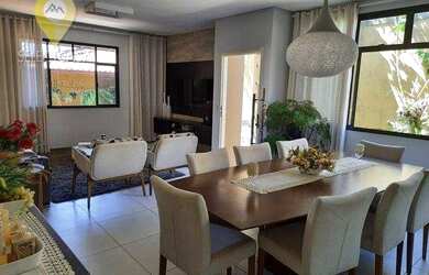 Imagem: A casa possui 5 Dormitórios, 5 Banheiros, 2 Vagas na garagem